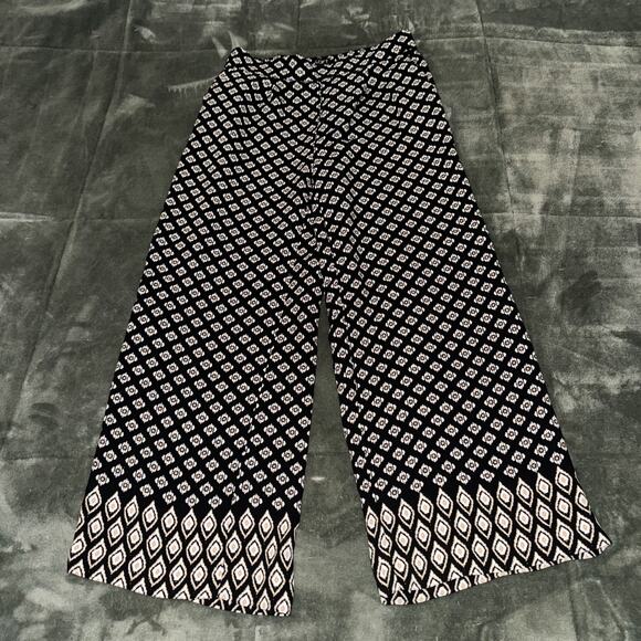 LOFT Pants - Loft Crop Pants Women’s XS Black White Geometric Wide Leg Casual Summer Pull On